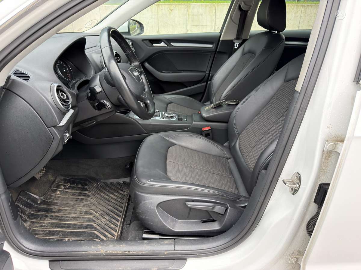 Audi A3, 1.6 l., Хэтчбек