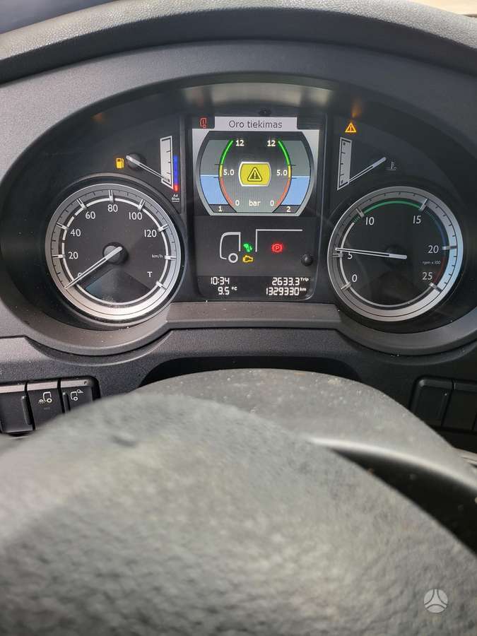 DAF XF 106, 2 miegamosios vietos