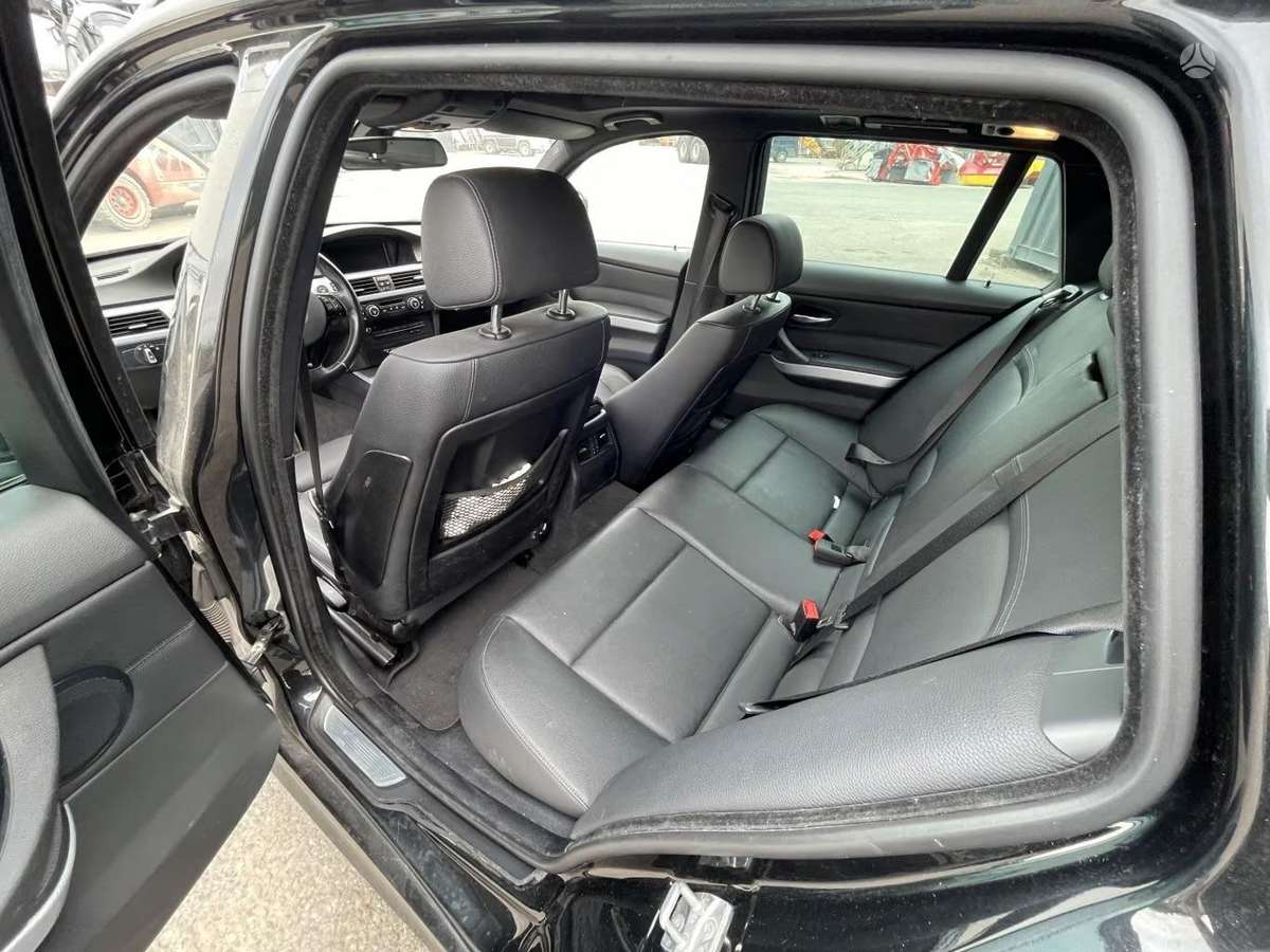 BMW 320, 2.0 l., wagon