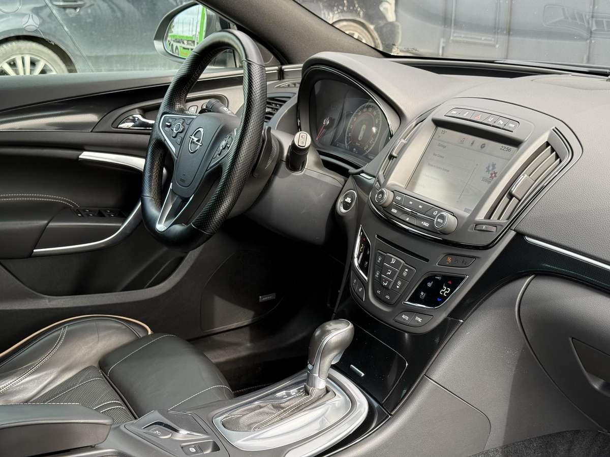 Opel Insignia, 2.0 l., wagon