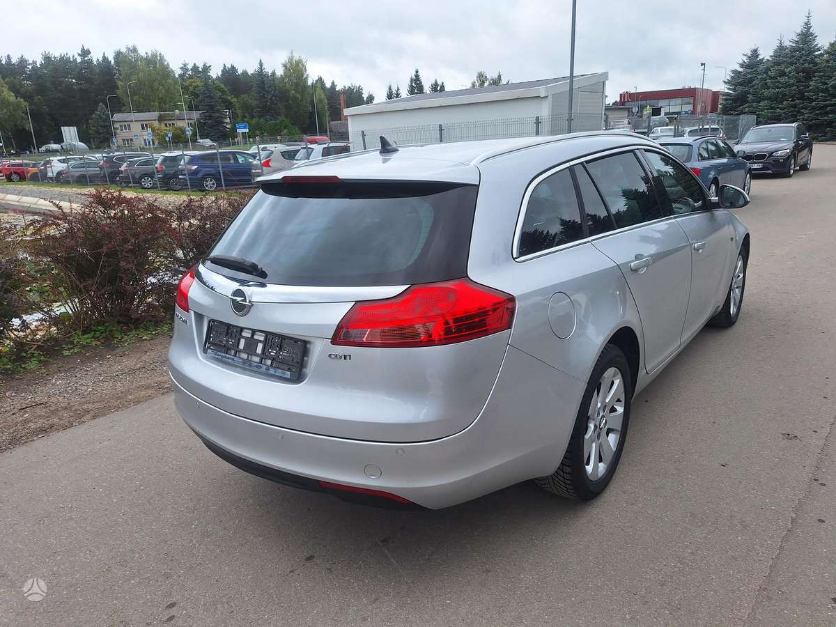 Opel Insignia, 2.0 l., Универсал
