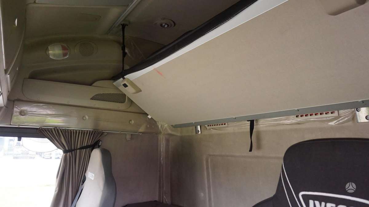 Iveco Stralis 460 Retarder, double sleeper