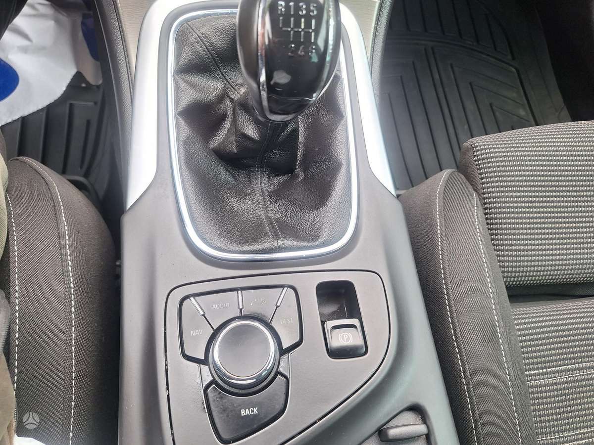 Opel Insignia, 2.0 l., Универсал