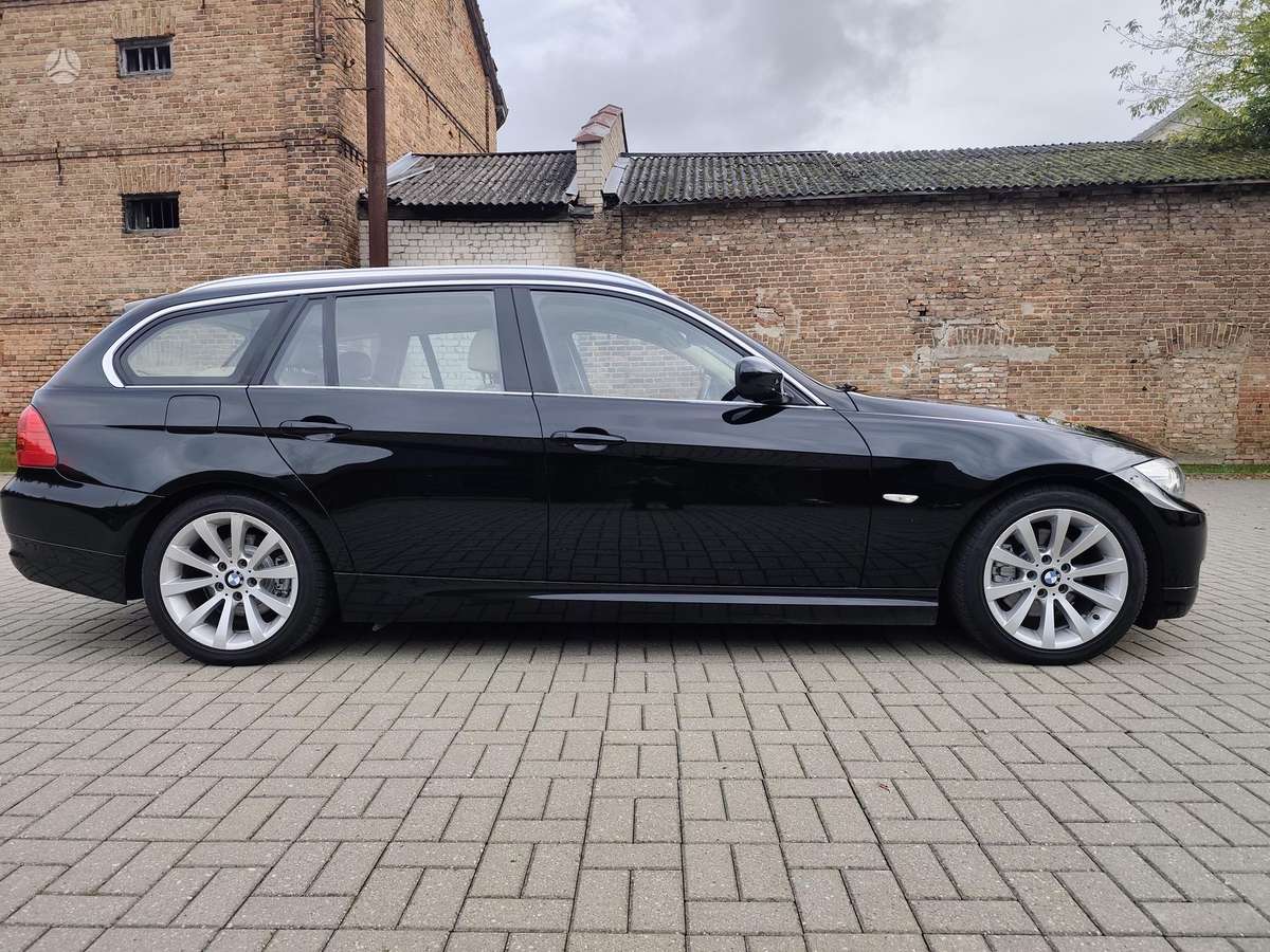 BMW 318, 2.0 l., universalas