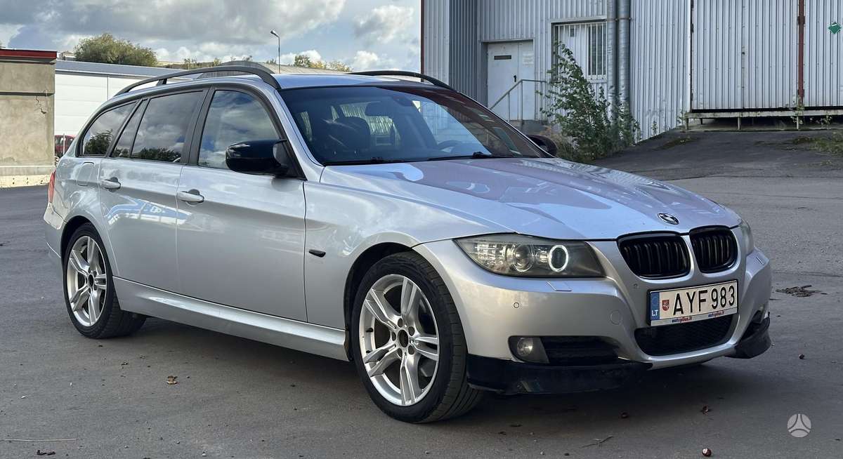 BMW 320, 2.0 l., wagon