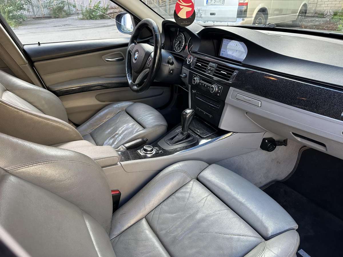 BMW 320, 2.0 l., wagon