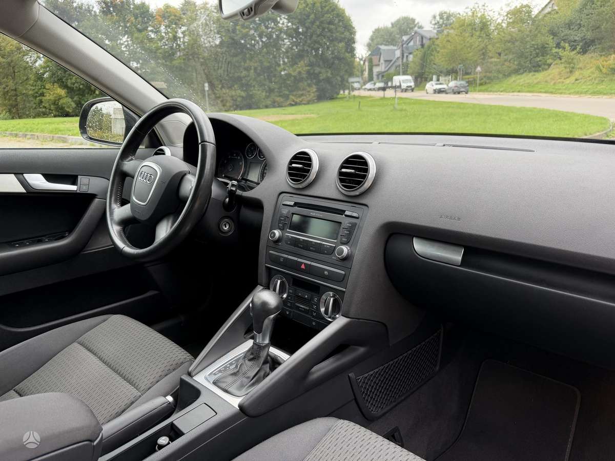 Audi A3, 1.4 l., hatchback