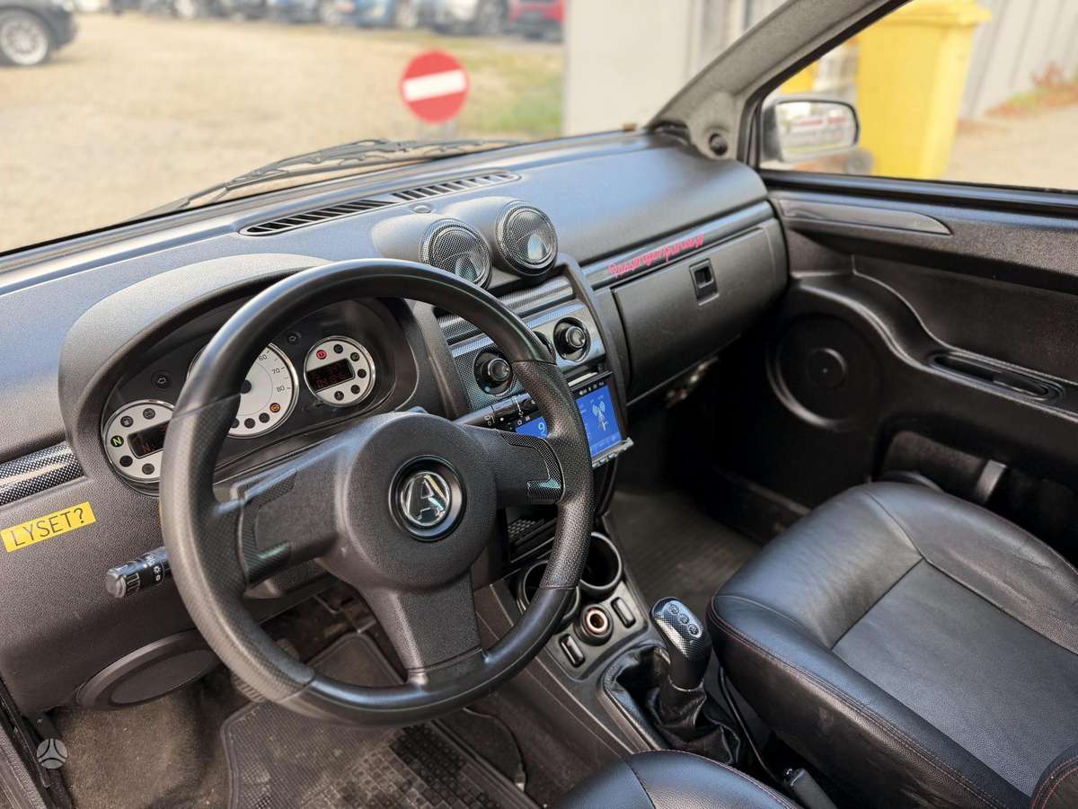 Aixam City, 0.4 l., hatchback