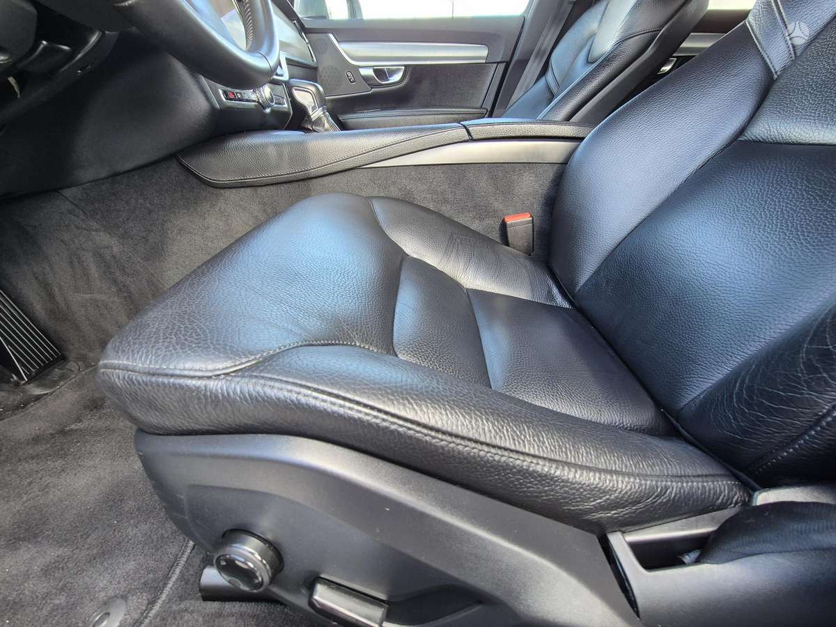 Volvo V90, 2.0 l., Универсал