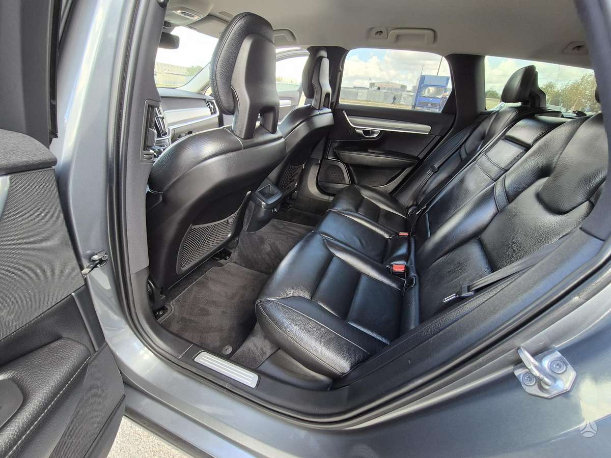 Volvo V90, 2.0 l., wagon