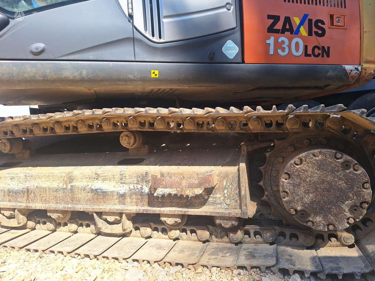 Hitachi ZX130LCN-3, экскаваторы