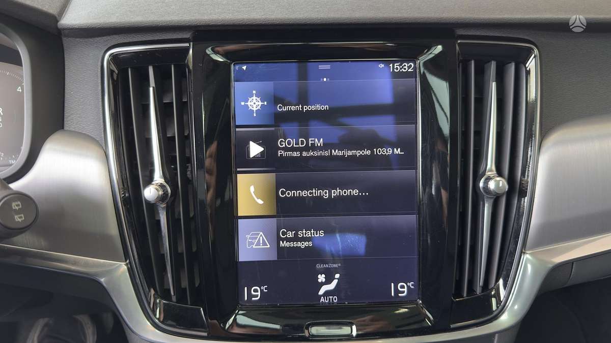 Volvo V90, Универсал