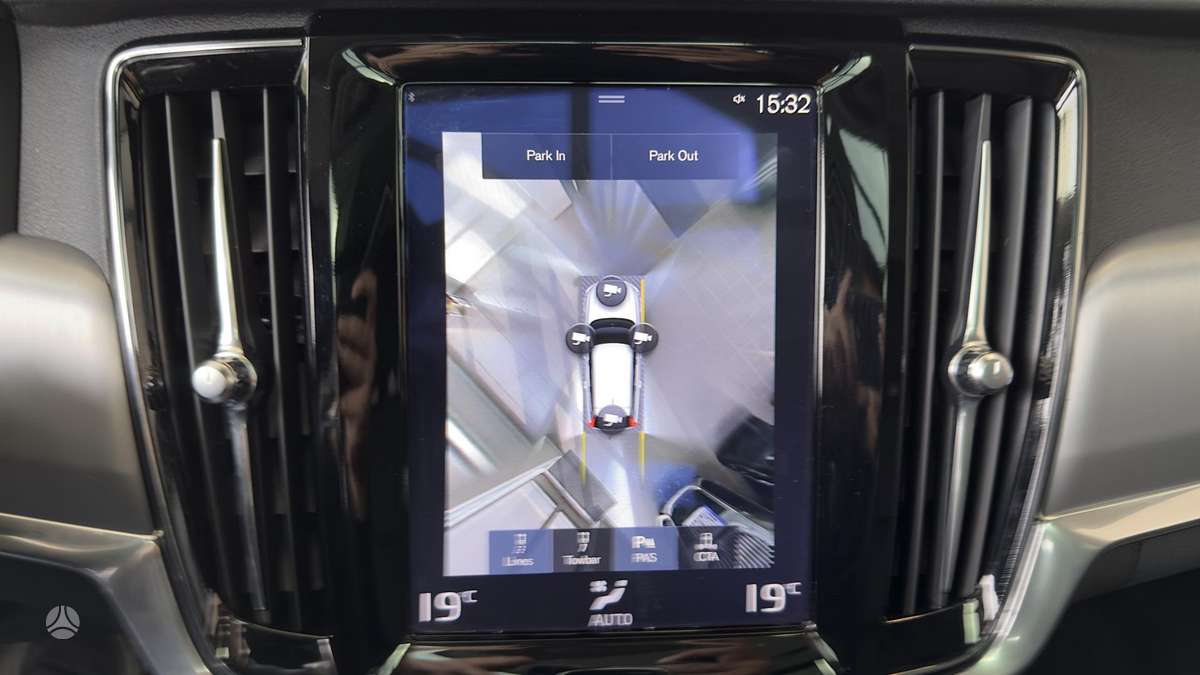 Volvo V90, Универсал
