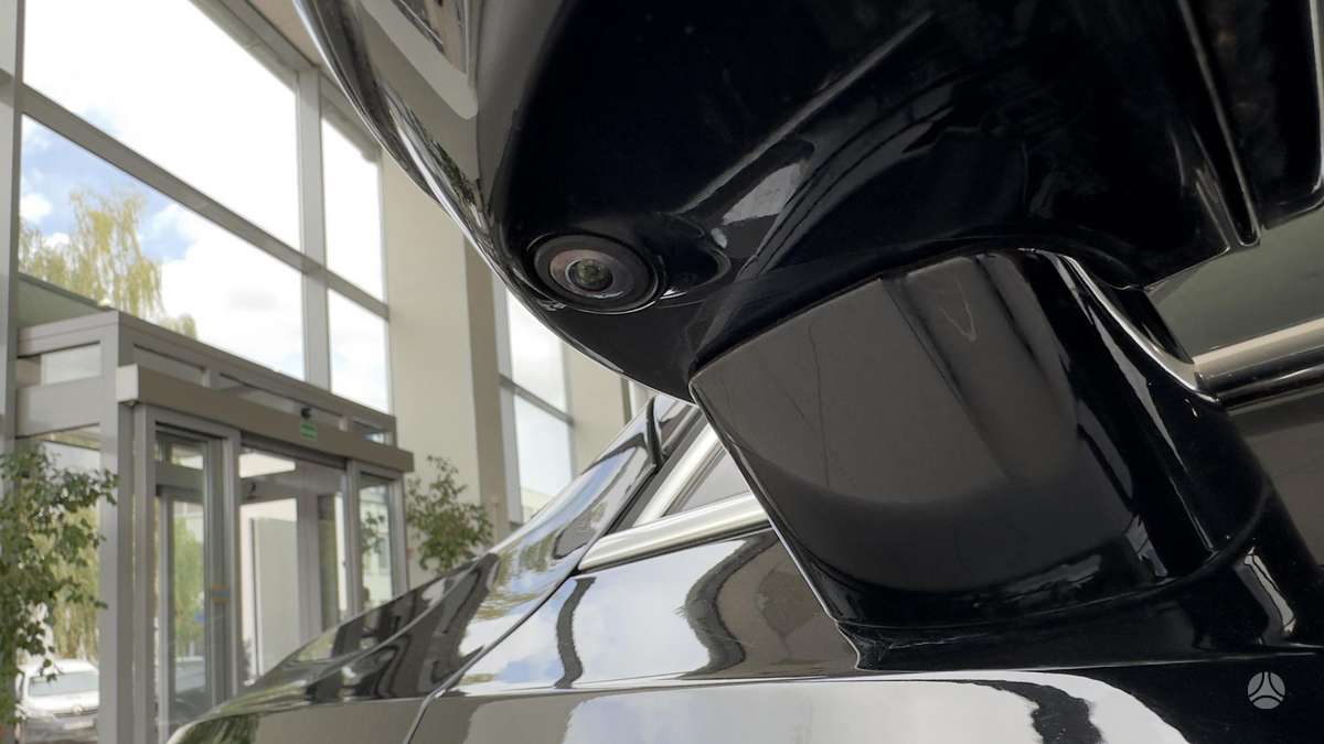 Volvo V90, Универсал