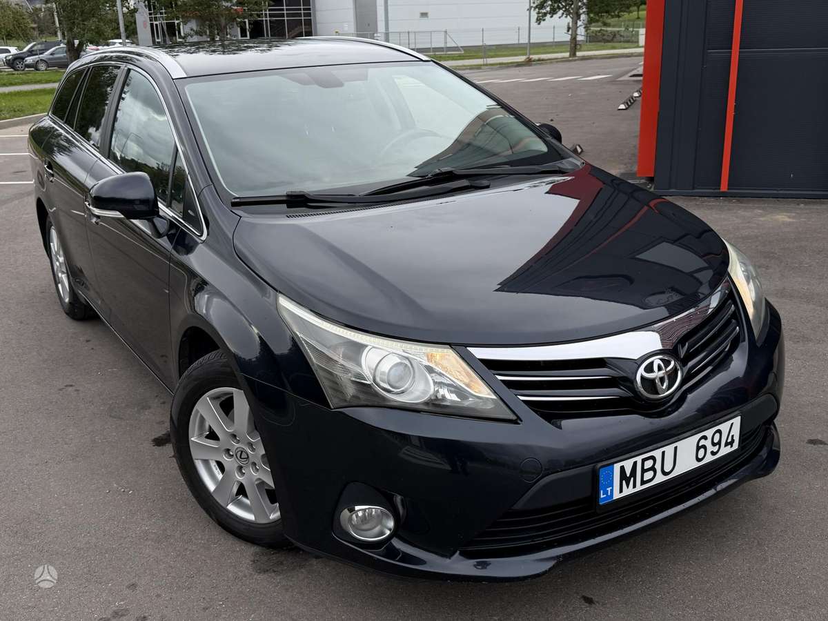 Toyota Avensis, 2.0 l., Универсал