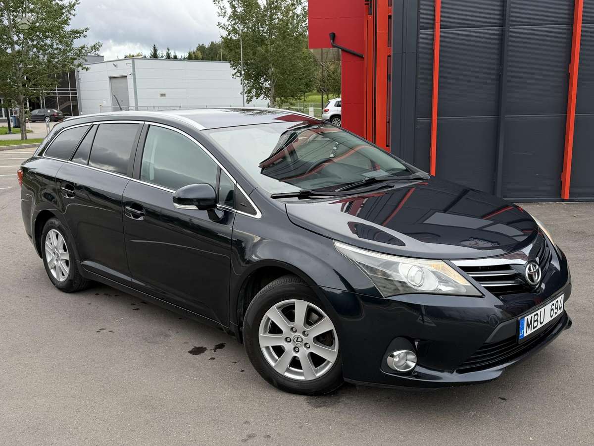 Toyota Avensis, 2.0 l., Универсал