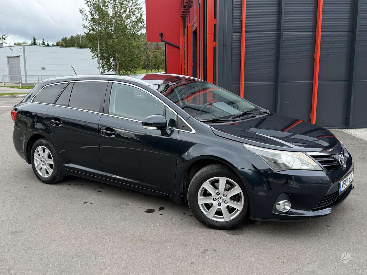 Toyota Avensis, 2.0 l., Универсал
