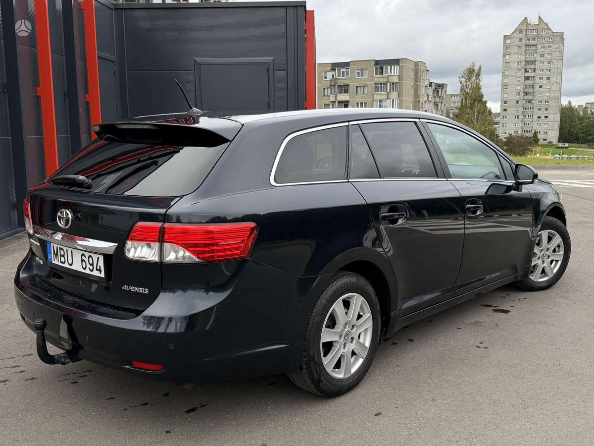 Toyota Avensis, 2.0 l., Универсал
