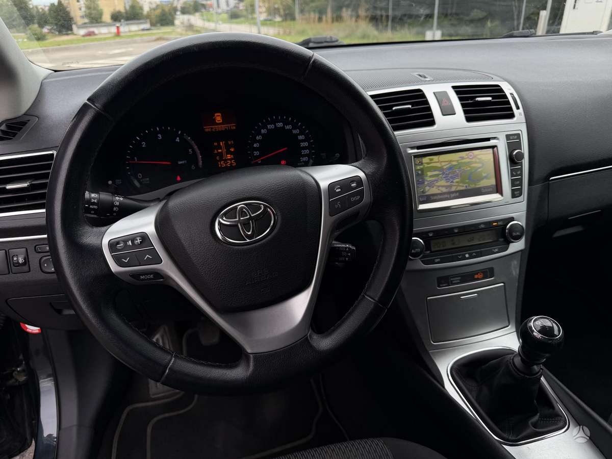 Toyota Avensis, 2.0 l., Универсал