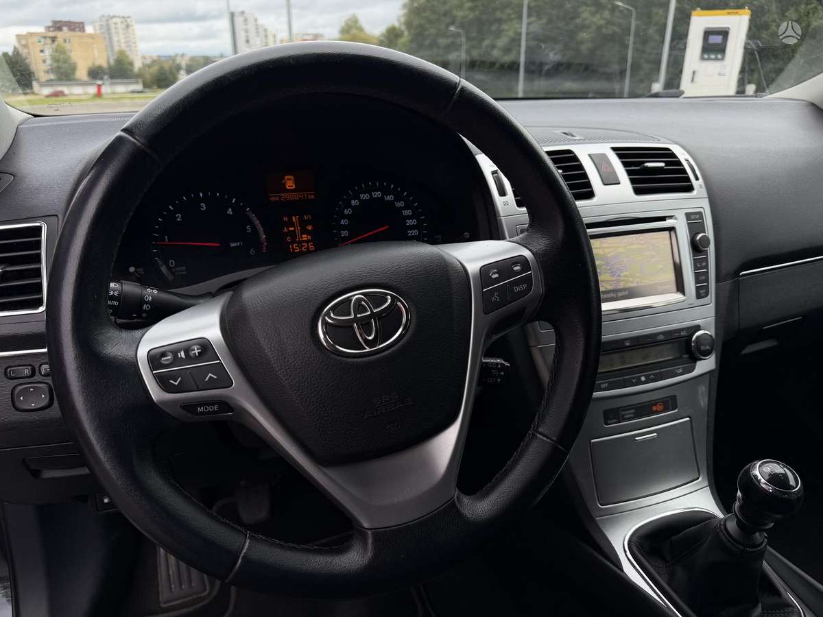 Toyota Avensis, 2.0 l., Универсал