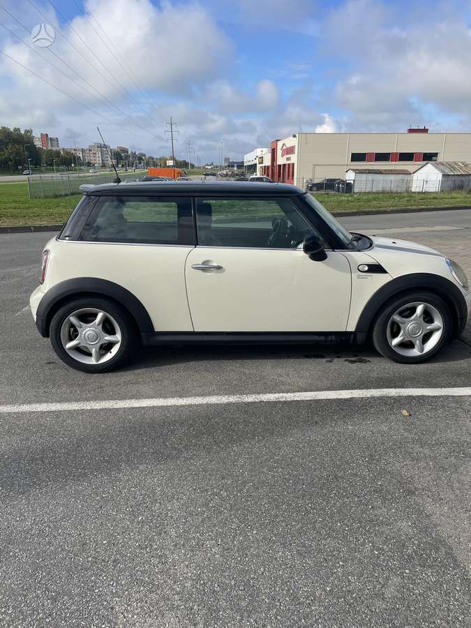 Mini Cooper, 1.6 l., Хэтчбек