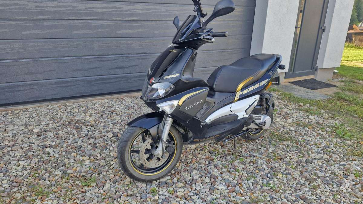 Gilera Runner 49cc, scooters / mopeds