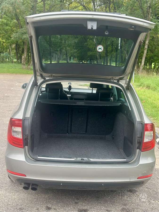 Skoda Superb, 2.0 l., Универсал
