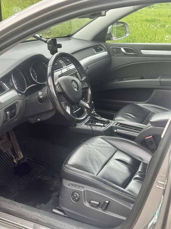 Skoda Superb, 2.0 l., wagon