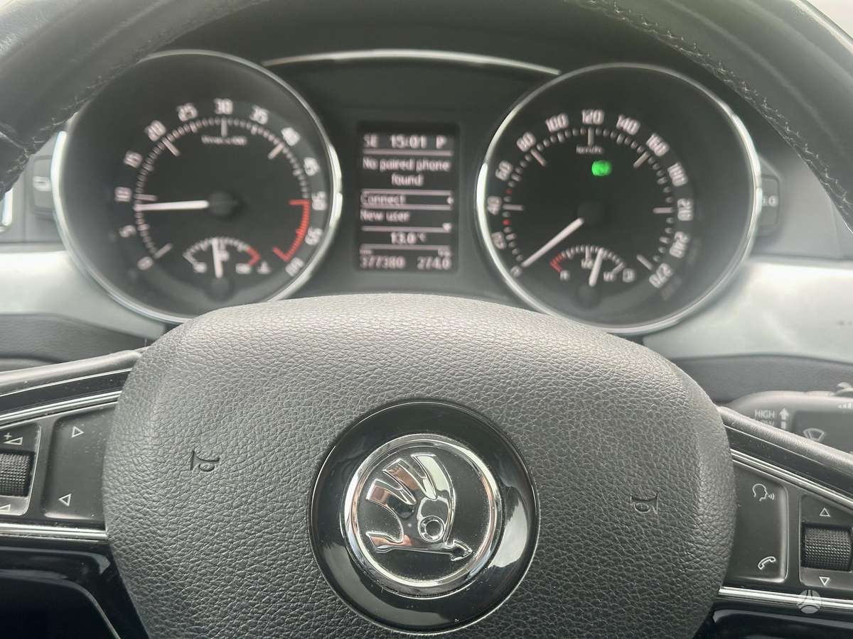 Skoda Superb, 2.0 l., wagon
