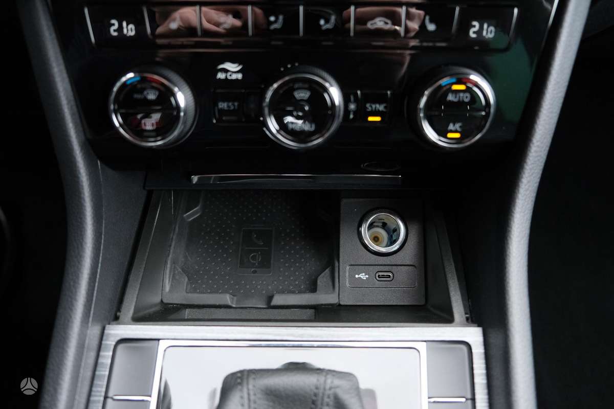 Skoda Superb, 2.0 l., Универсал