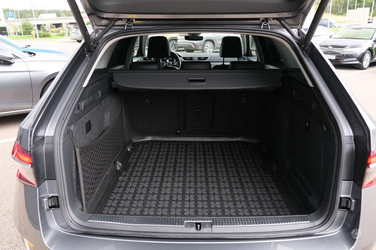 Skoda Superb, 2.0 l., Универсал