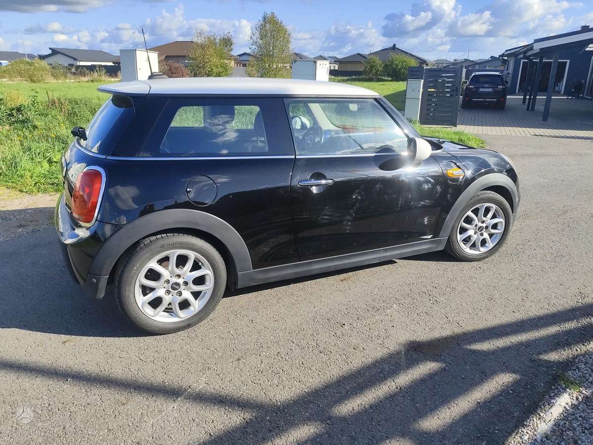 Mini Cooper, 1.5 l., Хэтчбек