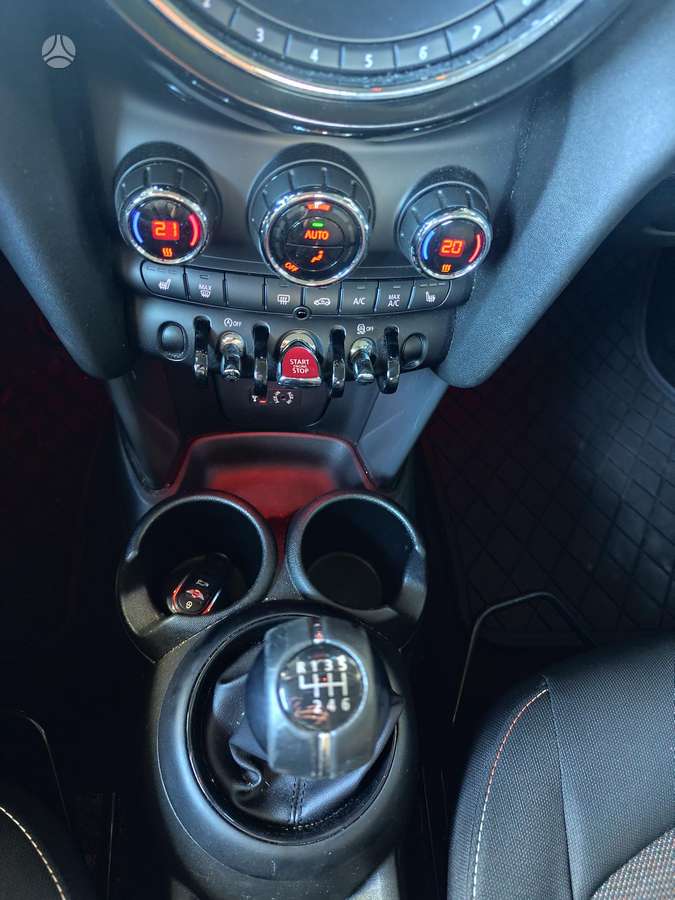 Mini Cooper, 1.5 l., Хэтчбек
