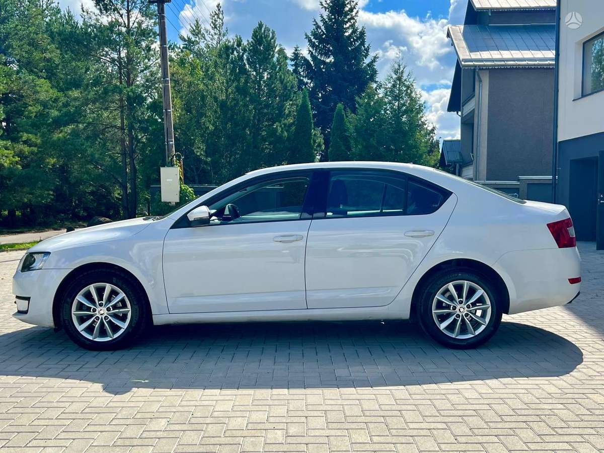 Skoda Octavia, 1.6 l., hatchback