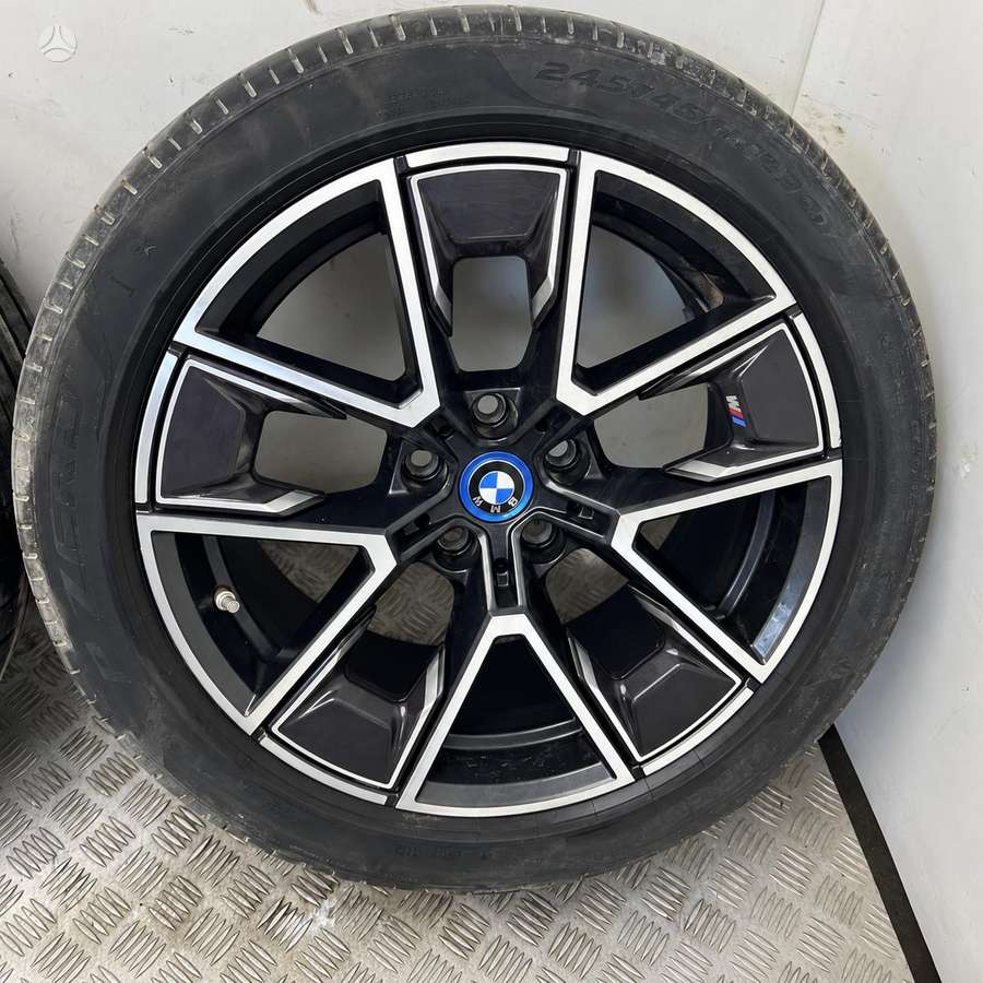 BMW Style 858, light alloy, R18