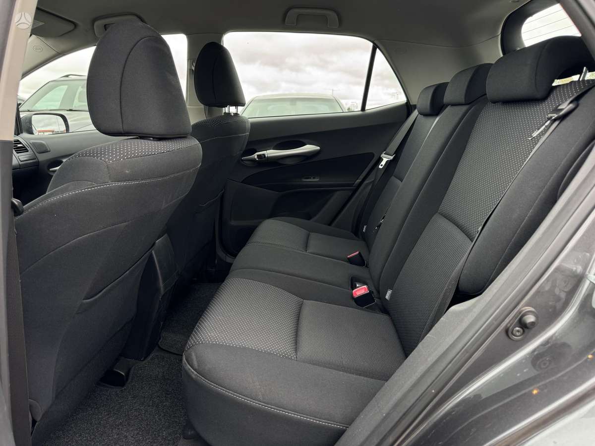 Toyota Auris, 2.0 l., hatchback