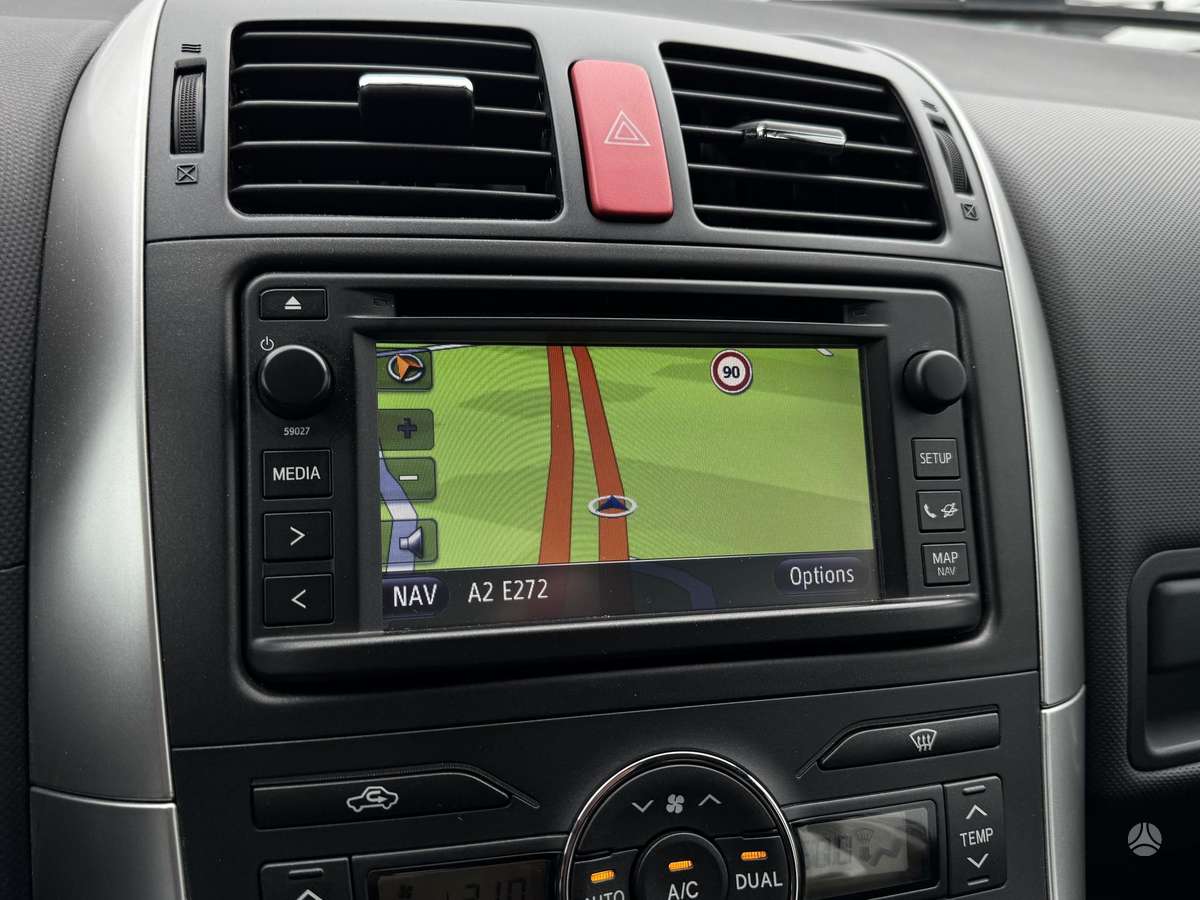 Toyota Auris, 2.0 l., hatchback
