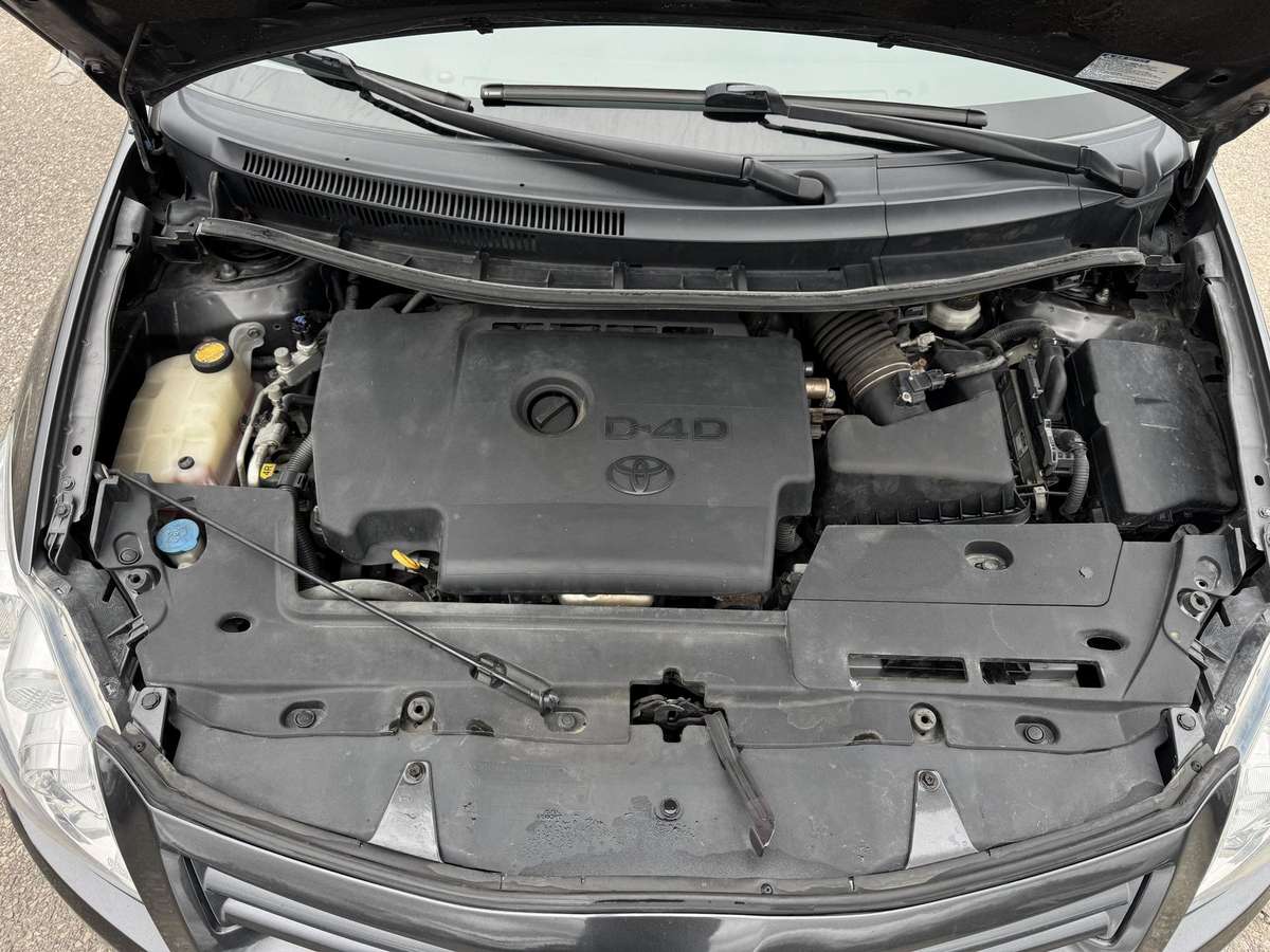 Toyota Auris, 2.0 l., hatchback
