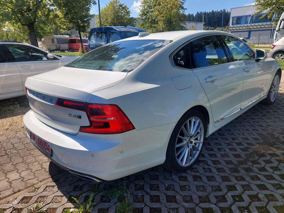 Volvo S90, 2.0 l., Седан