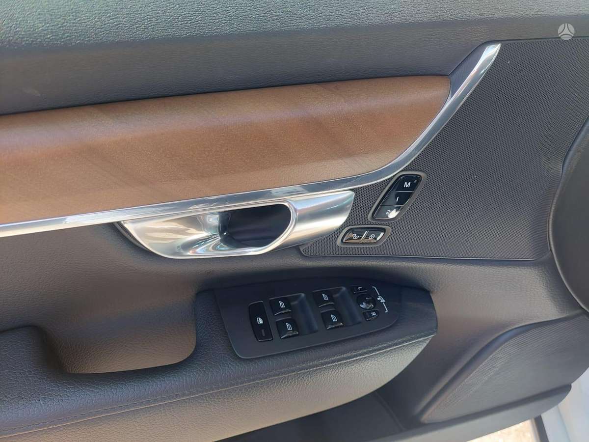 Volvo S90, 2.0 l., Седан