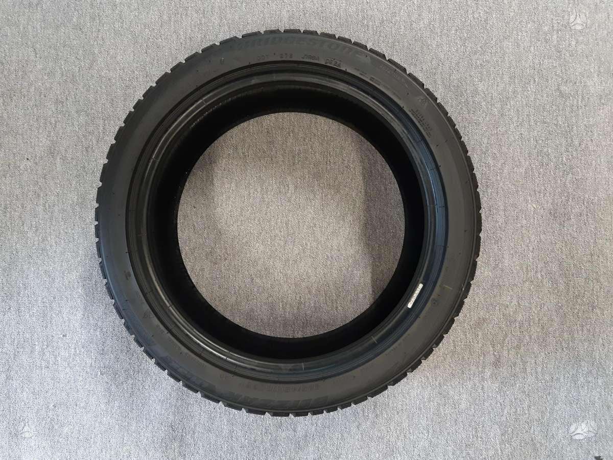 Bridgestone 2024m 95% Blizzak LM005, всесезонные 225/45 R18