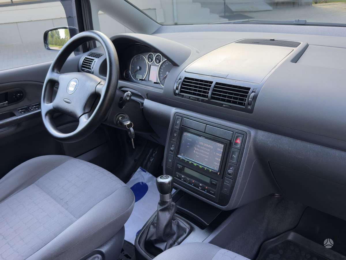 Seat Alhambra, 2.0 l., Минивэн
