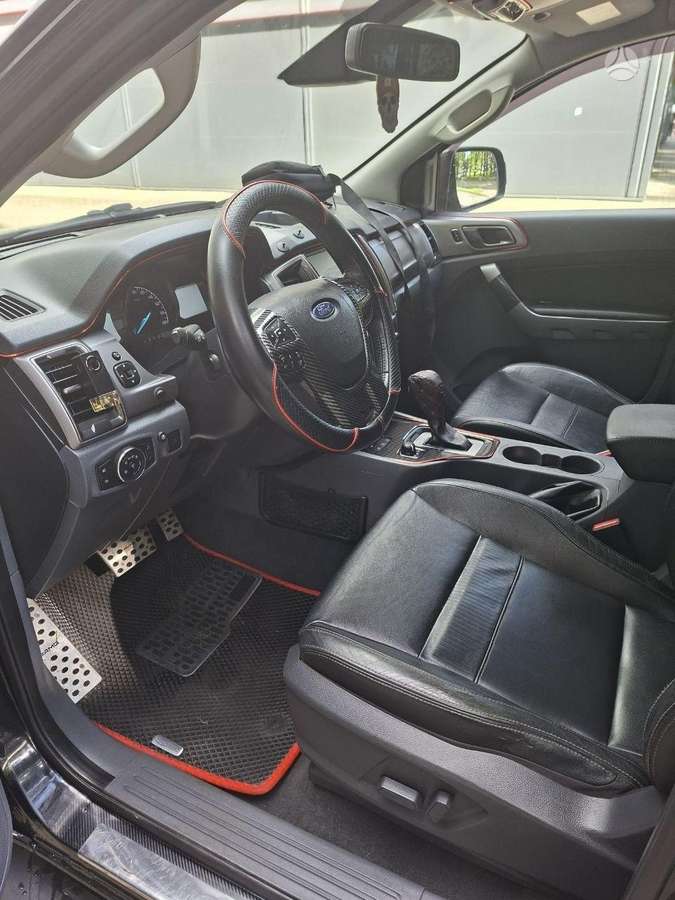 Ford Ranger, 3.2 l., off-road / crossover