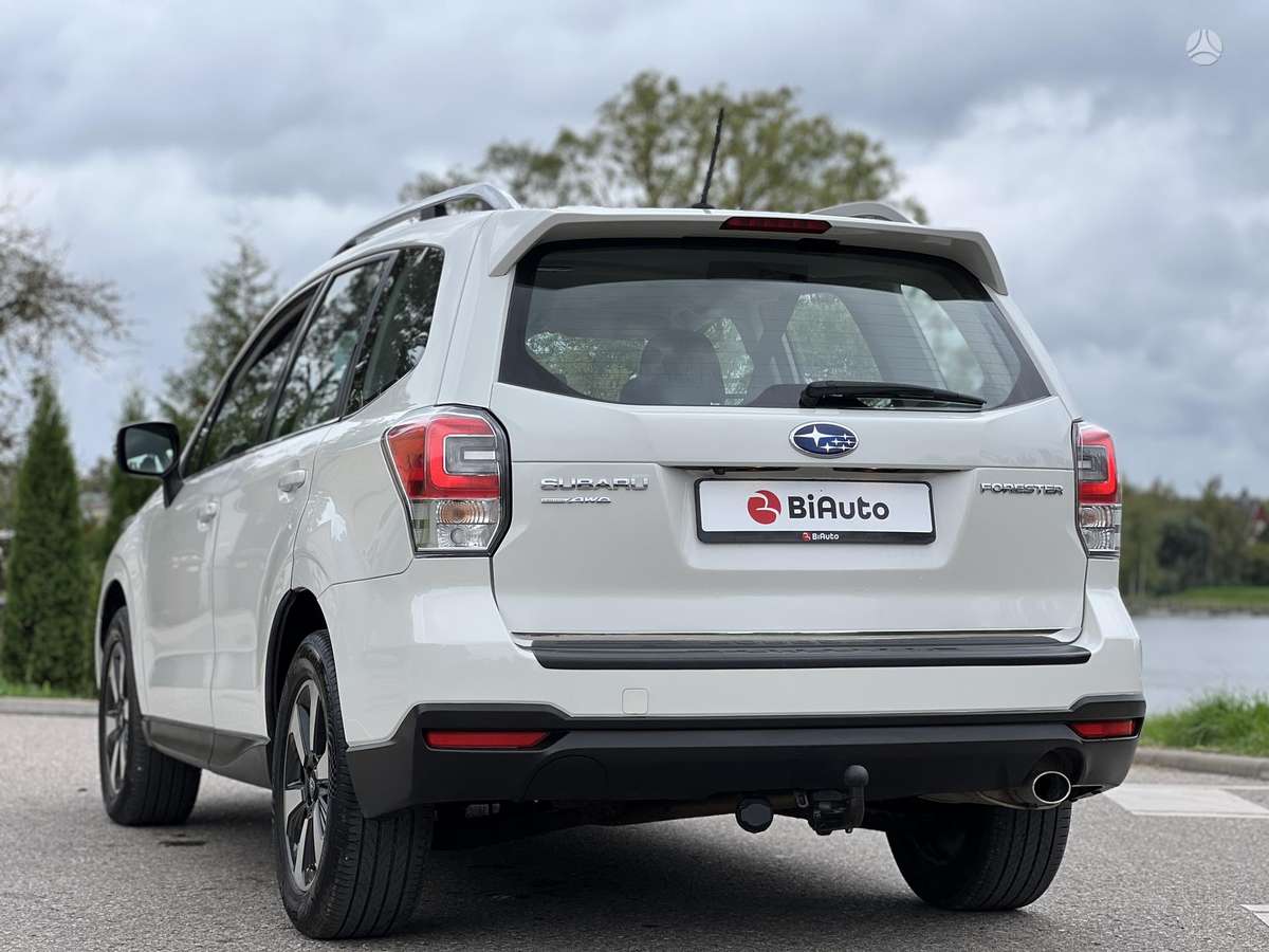 Subaru Forester, 2.0 l., Внедорожник / Кроссовер