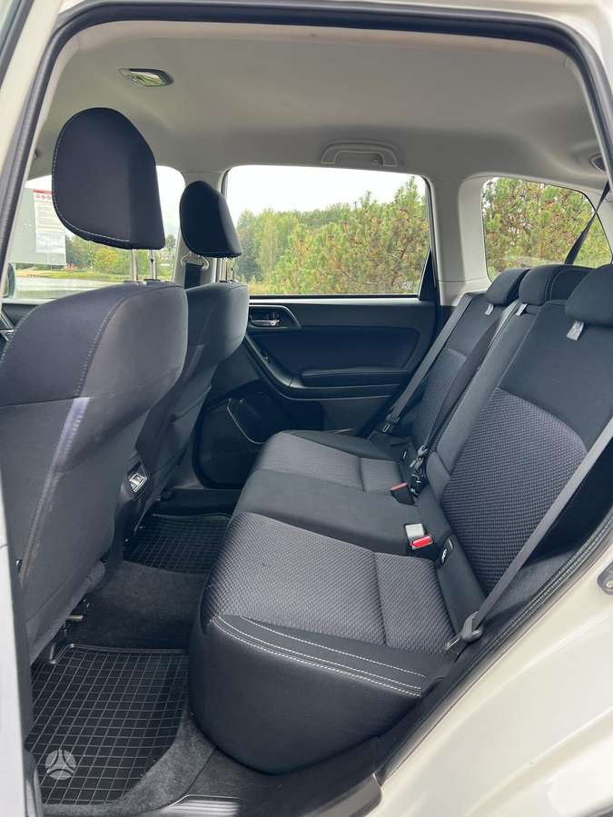 Subaru Forester, 2.0 l., Внедорожник / Кроссовер