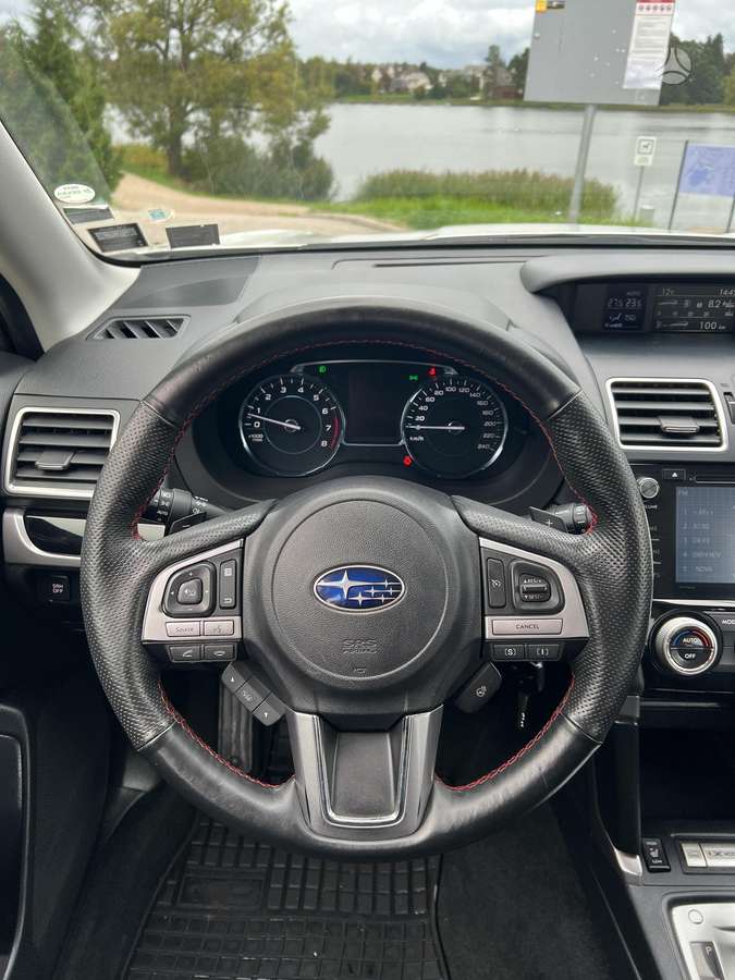 Subaru Forester, 2.0 l., Внедорожник / Кроссовер