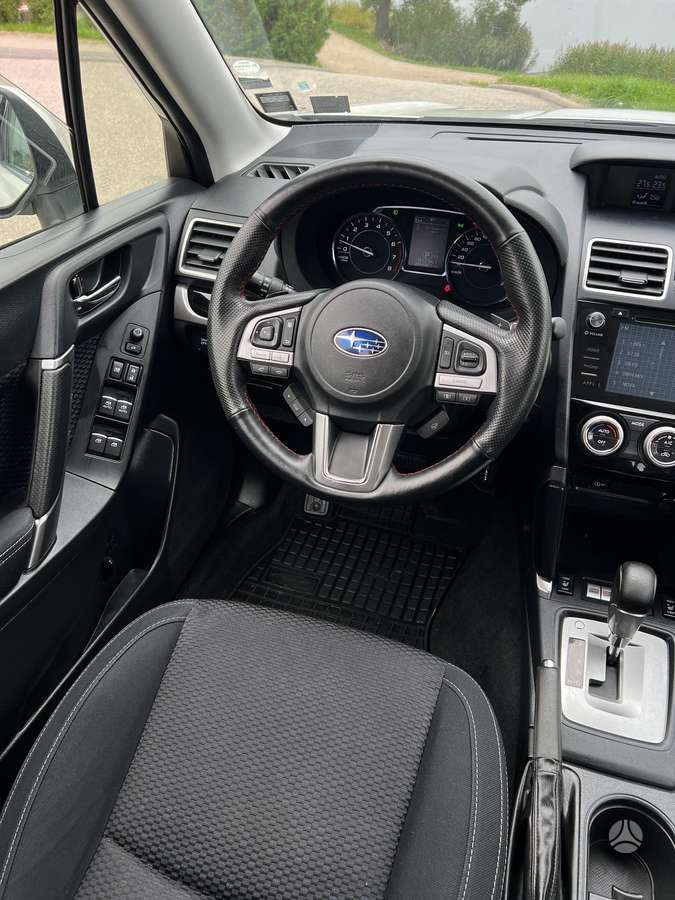 Subaru Forester, 2.0 l., Внедорожник / Кроссовер