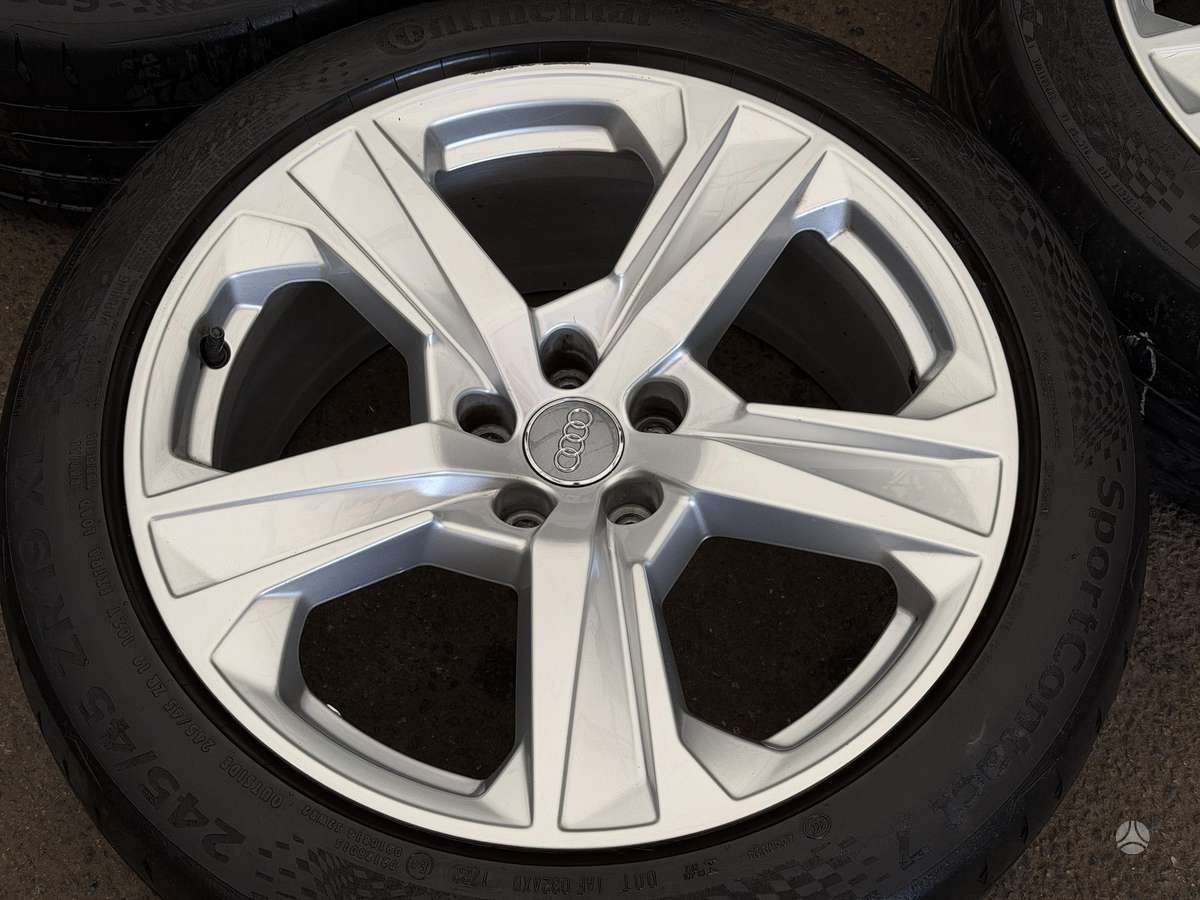Audi A7, light alloy, R19