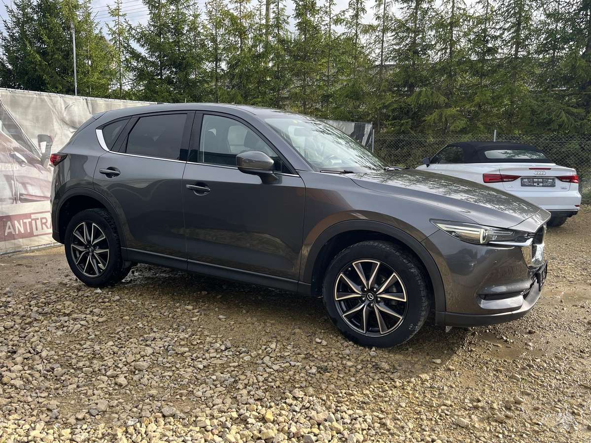 Mazda CX-5, 2.2 l., off-road / crossover