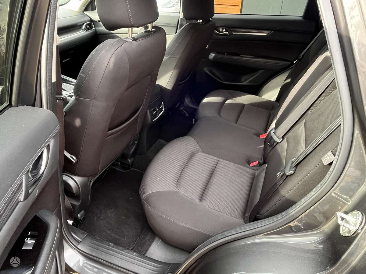 Mazda CX-5, 2.2 l., off-road / crossover